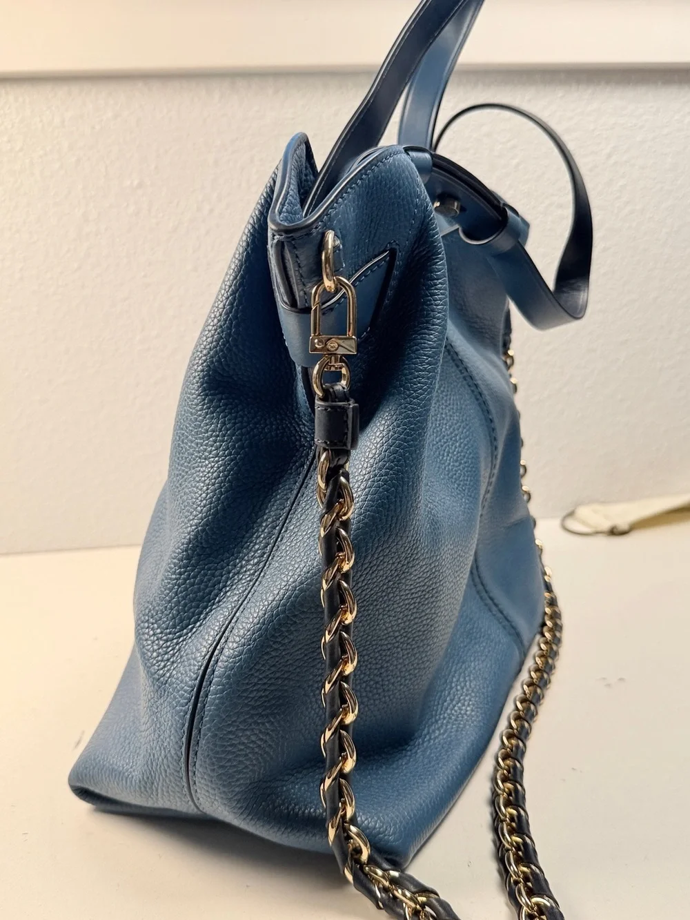 Michael Kors Blue Pebbled Leather Large Tote Shoulder Bag Chain Strap purse
